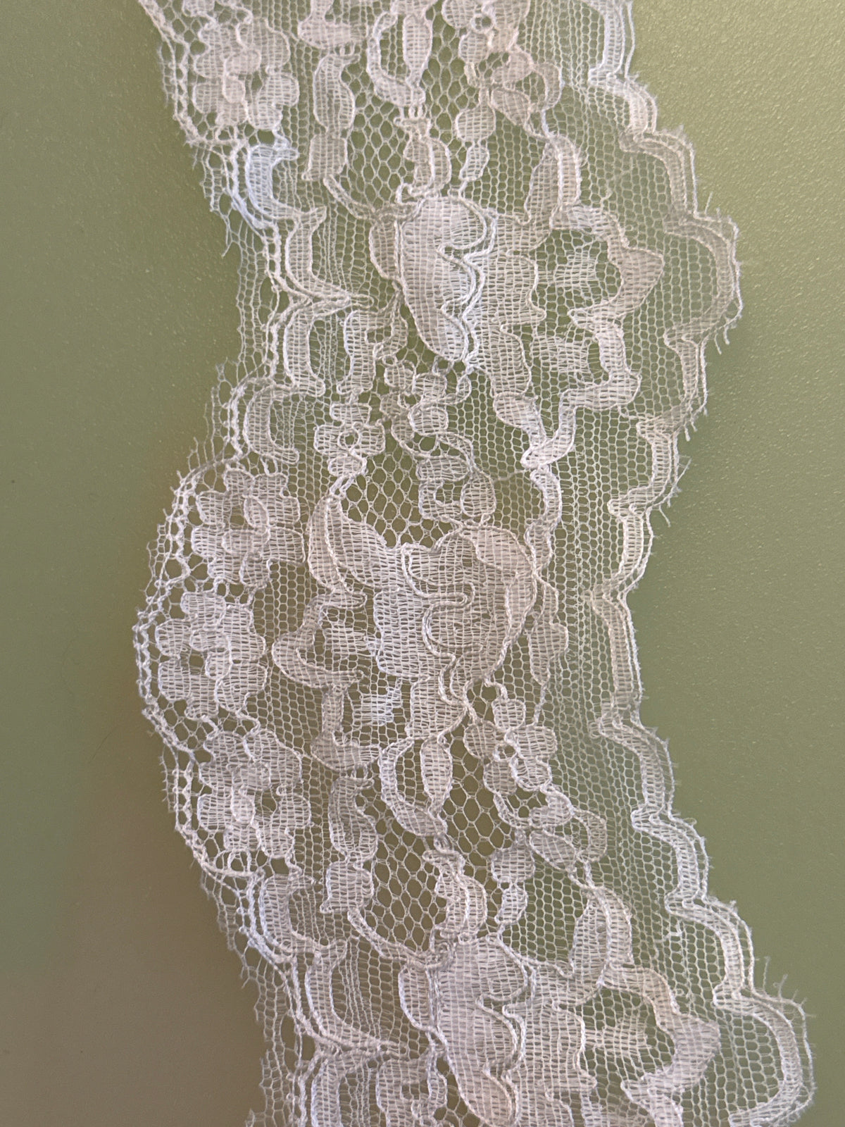 Ivory flat lace, 70mm wide