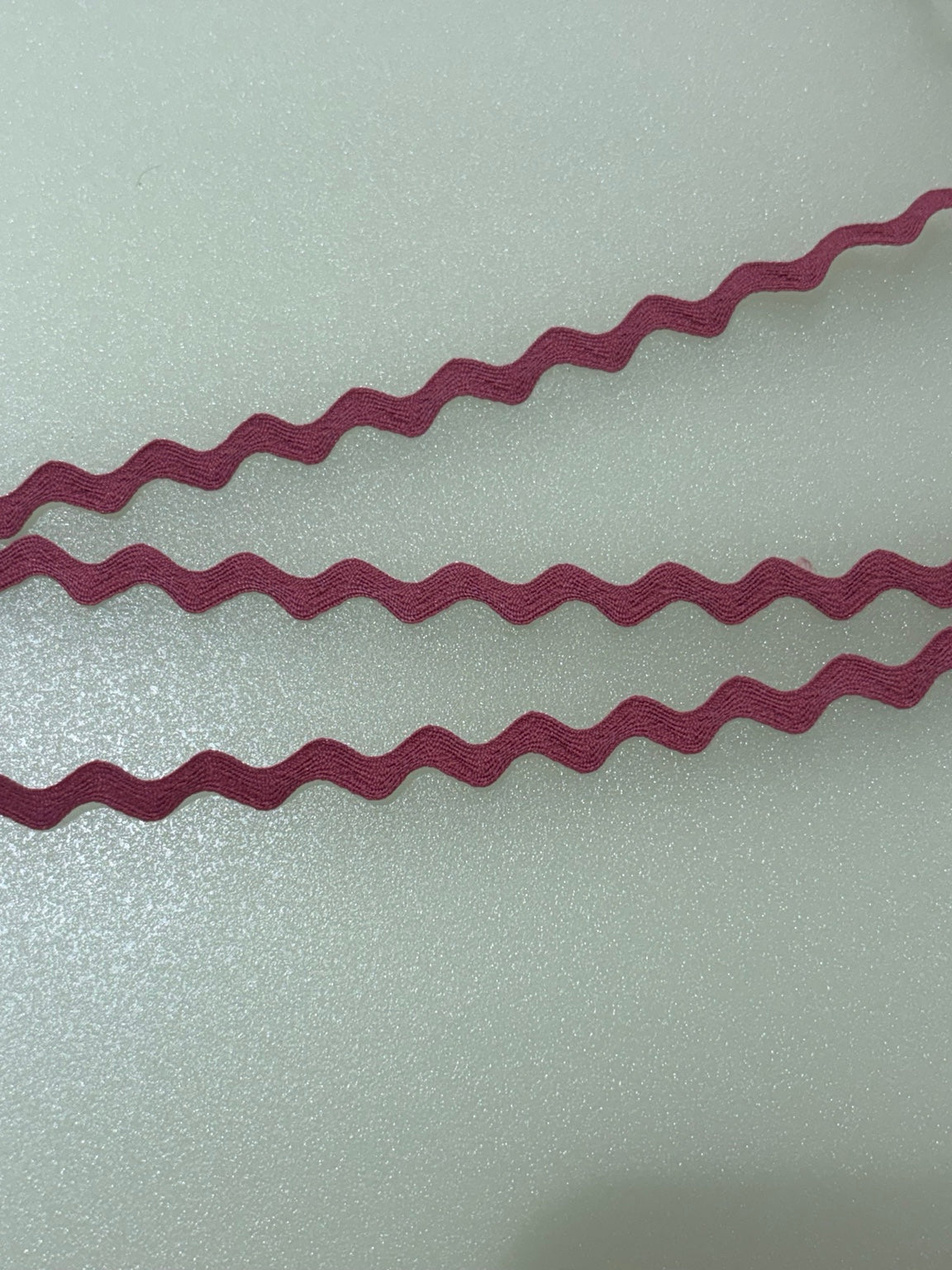 Dusky Pink ric rac trim 5mm wide