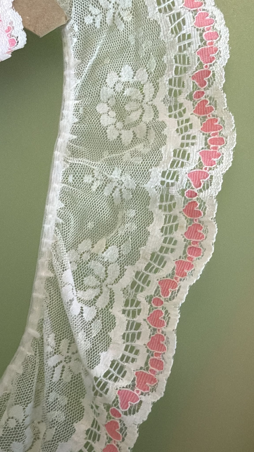 White and pink gathered nylon lace, 70mm wide