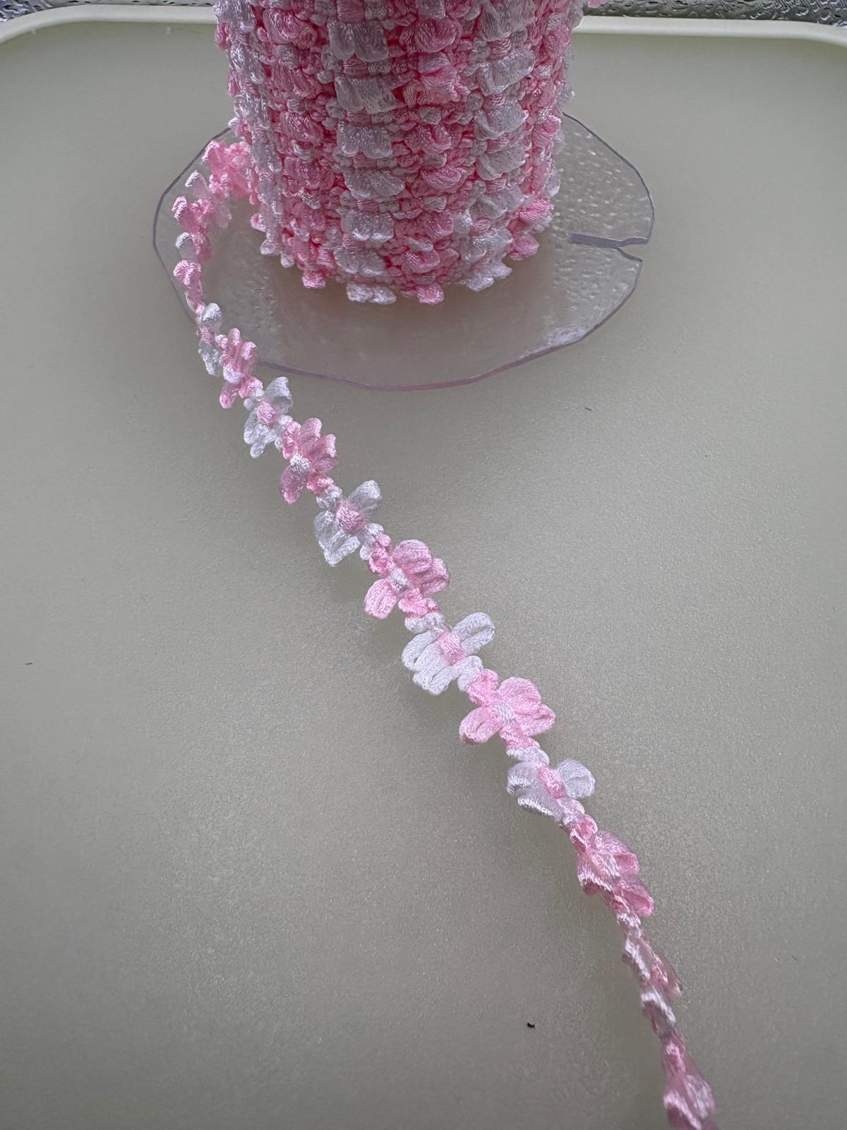 Pink and white Stephanoise flower trim, 10mm wide