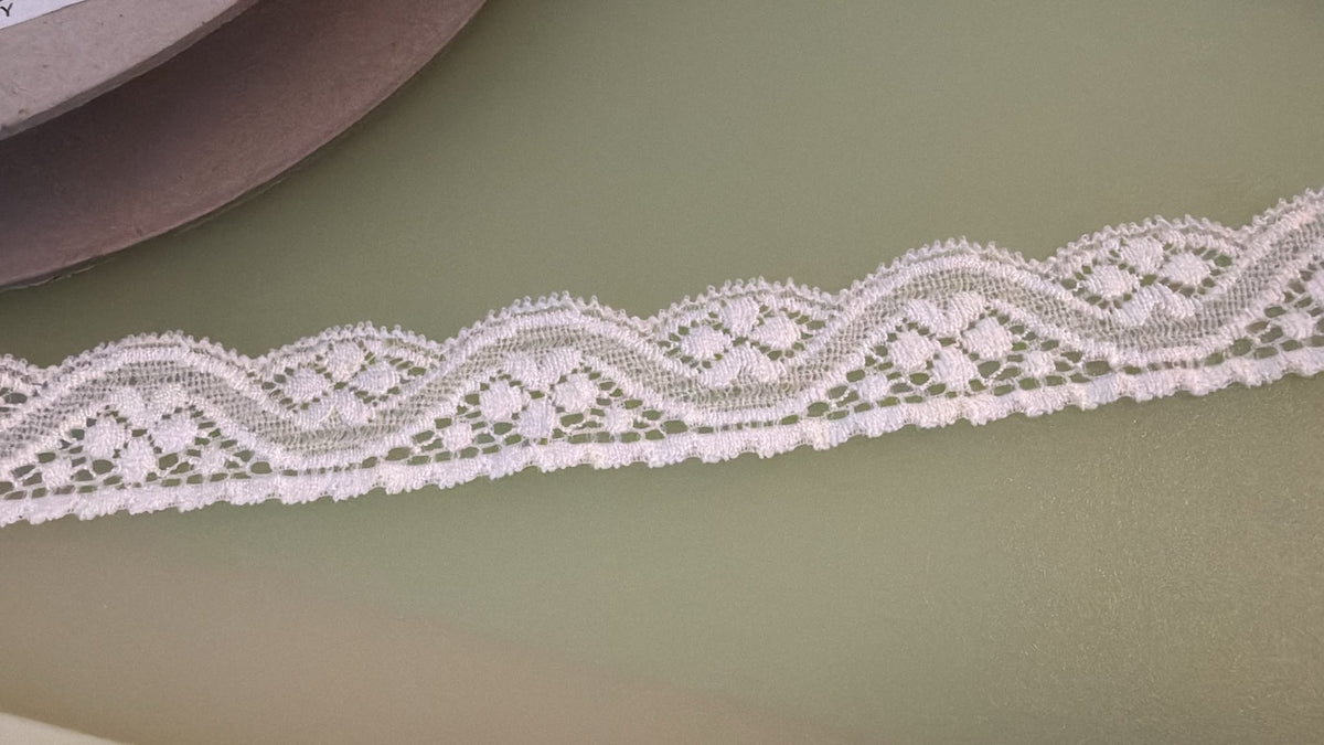 White stretch lace, 30mm wide